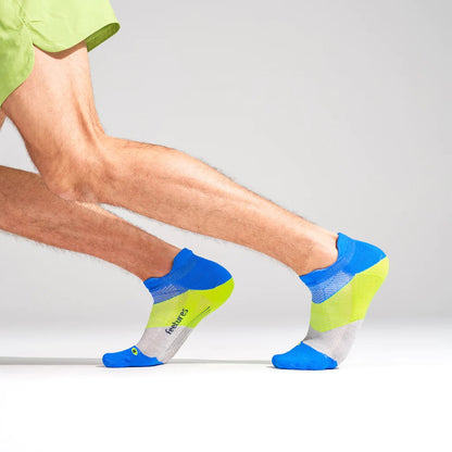 Feetures Elite Light Cushion No Show Tab