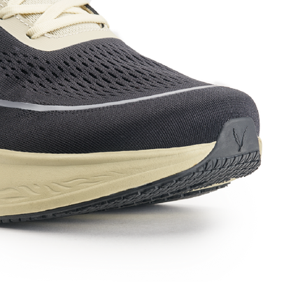 VELOCI ASCENT RUNNING SHOES (Black&Cream)
