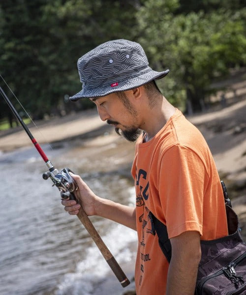 REV. WAVE HAT RB5003