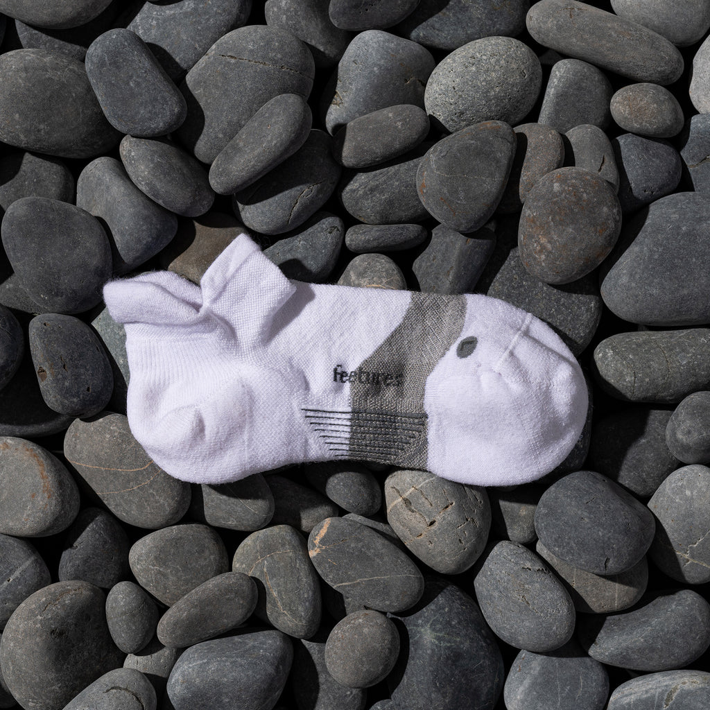 Feetures Merino 10 Cushion No Show Tab