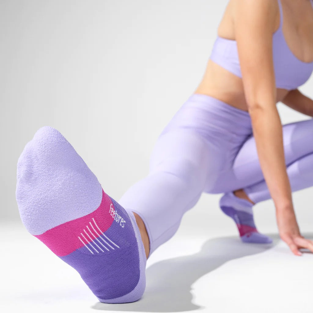 Feetures Elite Light Cushion No Show Tab