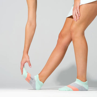 Feetures Elite Ultra Light No Show Tab